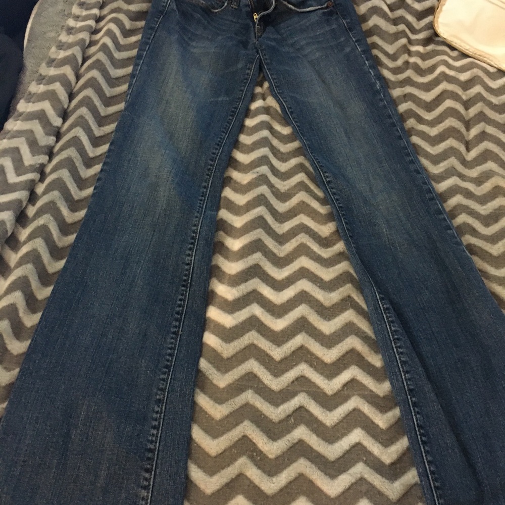 2XL Favorite boyfriend AE jeans.